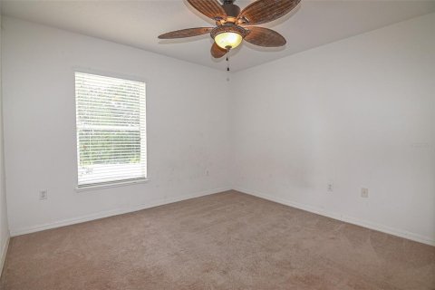 Villa ou maison à vendre à Haines City, Floride: 4 chambres, 205.78 m2 № 2213653 - photo 20