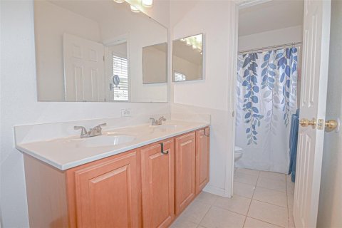 Villa ou maison à vendre à Haines City, Floride: 4 chambres, 205.78 m2 № 2213653 - photo 12