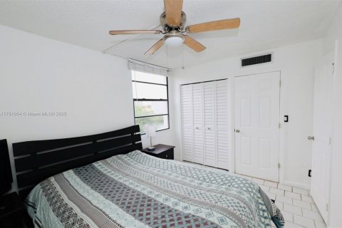 Condominio en venta en Aventura, Florida, 2 dormitorios, 92.34 m2 № 1868188 - foto 6