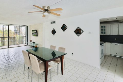 Condominio en venta en Aventura, Florida, 2 dormitorios, 92.34 m2 № 1868188 - foto 2
