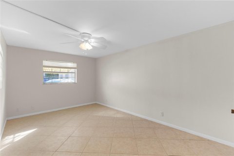 Condominio en alquiler en Pompano Beach, Florida, 1 dormitorio, 69.68 m2 № 2086022 - foto 17