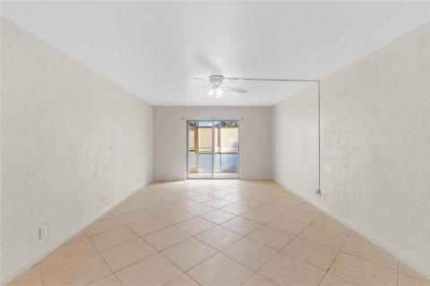 Condominio en alquiler en Pompano Beach, Florida, 1 dormitorio, 69.68 m2 № 2086022 - foto 12