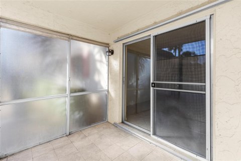 Condominio en alquiler en Pompano Beach, Florida, 1 dormitorio, 69.68 m2 № 2086022 - foto 4