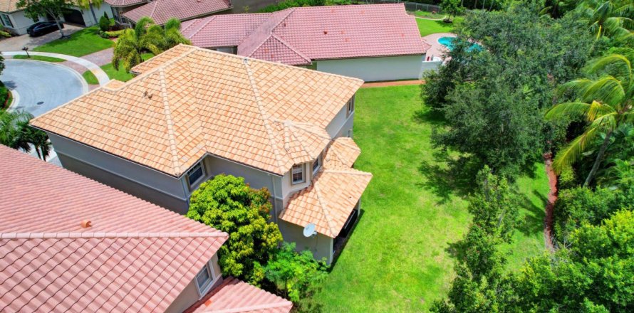 Casa en Boynton Beach, Florida 5 dormitorios, 315.5 m2 № 1171399