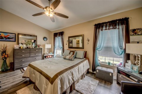 Touwnhouse à vendre à Lehigh Acres, Floride: 3 chambres, 141.21 m2 № 2166526 - photo 22