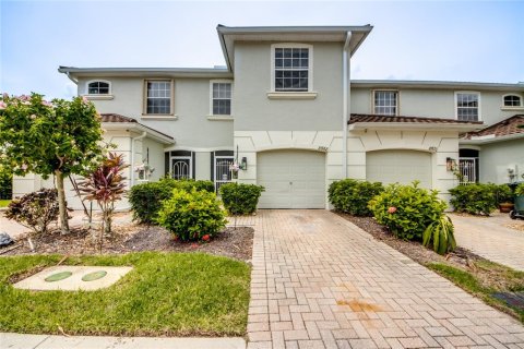 Touwnhouse à vendre à Lehigh Acres, Floride: 3 chambres, 141.21 m2 № 2166526 - photo 4