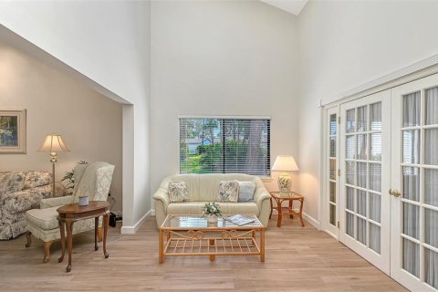 Villa ou maison à vendre à Sarasota, Floride: 2 chambres, 142.6 m2 № 2199333 - photo 12