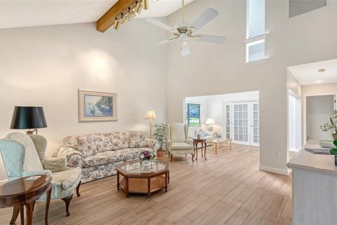 Villa ou maison à vendre à Sarasota, Floride: 2 chambres, 142.6 m2 № 2199333 - photo 8