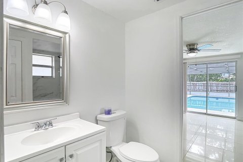 Casa en venta en Port Richey, Florida, 3 dormitorios, 126.35 m2 № 1910868 - foto 23
