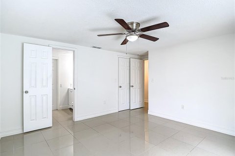 Casa en venta en Port Richey, Florida, 3 dormitorios, 126.35 m2 № 1910868 - foto 22