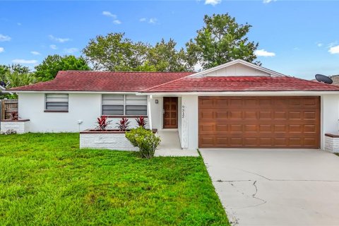 Casa en venta en Port Richey, Florida, 3 dormitorios, 126.35 m2 № 1910868 - foto 1