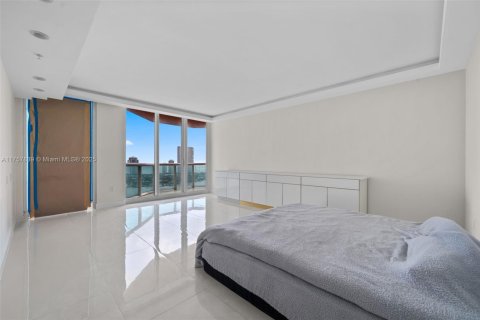Condominio en venta en Aventura, Florida, 3 dormitorios, 252.69 m2 № 1713939 - foto 16