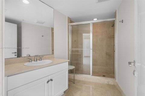 Condominio en venta en Aventura, Florida, 3 dormitorios, 252.69 m2 № 1713939 - foto 30