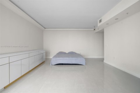 Condominio en venta en Aventura, Florida, 3 dormitorios, 252.69 m2 № 1713939 - foto 17