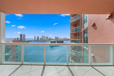 Condominio en venta en Aventura, Florida, 3 dormitorios, 252.69 m2 № 1713939 - foto 26