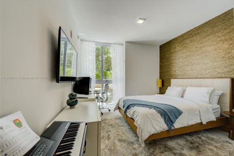 Condominio en venta en Sunny Isles Beach, Florida, 3 dormitorios, 173.26 m2 № 1895253 - foto 10