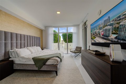 Condominio en venta en Sunny Isles Beach, Florida, 3 dormitorios, 173.26 m2 № 1895253 - foto 12
