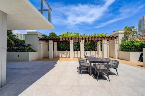 Condominio en venta en Sunny Isles Beach, Florida, 3 dormitorios, 173.26 m2 № 1895253 - foto 21
