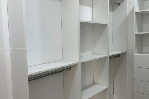 Adosado en alquiler en Dania Beach, Florida, 4 dormitorios, 186.92 m2 № 2057464 - foto 25