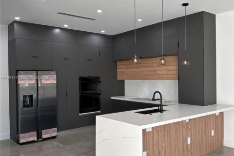 Adosado en alquiler en Dania Beach, Florida, 4 dormitorios, 186.92 m2 № 2057464 - foto 11