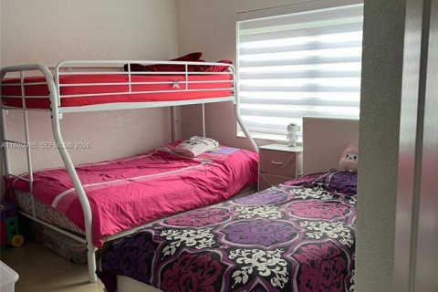 Снять в аренду кондоминиум в Майами, Флорида 3 спальни, 108.42м2, № 2044207 - фото 22