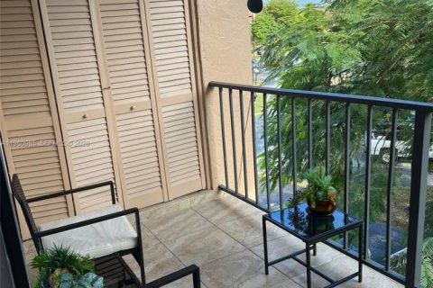 Снять в аренду кондоминиум в Майами, Флорида 3 спальни, 108.42м2, № 2044207 - фото 14