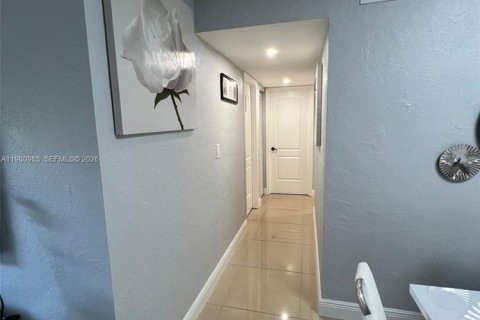 Снять в аренду кондоминиум в Майами, Флорида 3 спальни, 108.42м2, № 2044207 - фото 15