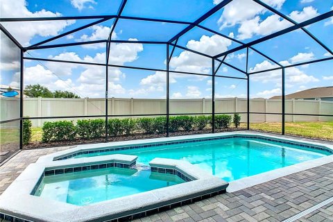 Villa ou maison à vendre à Davenport, Floride: 7 chambres, 300.45 m2 № 2143659 - photo 3