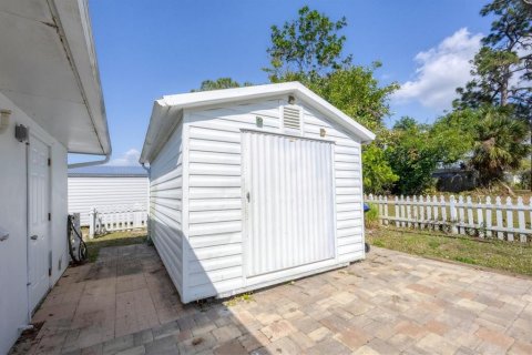 Купить виллу или дом в Норт-Порт, Флорида 9 комнат, 121.61м2, № 1522557 - фото 27