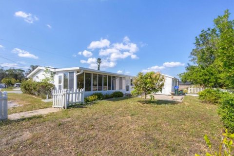 Купить виллу или дом в Норт-Порт, Флорида 9 комнат, 121.61м2, № 1522557 - фото 30