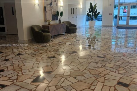 Купить кондоминиум в Норт-Майами, Флорида 2 спальни, 110.37м2, № 2058266 - фото 6