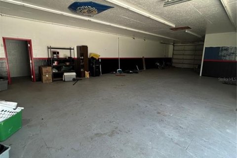 House in Lakeland, Florida 4 bedrooms, 161.84 sq.m. № 2420483 - photo 28