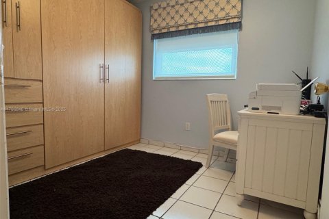 Купить кондоминиум в Норт-Майами-Бич, Флорида 2 спальни, 78.69м2, № 1868706 - фото 6