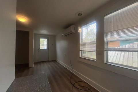 Studio in Bradenton, Florida № 2238731 - photo 3