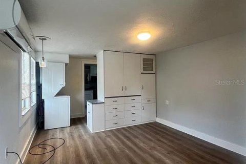 Studio in Bradenton, Florida № 2238731 - photo 4