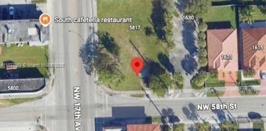 Коммерческая недвижимость в Майами, Флорида № 1977180