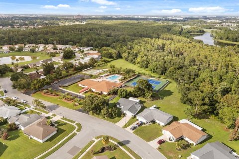 Villa ou maison à vendre à Orlando, Floride: 3 chambres, 131.36 m2 № 2318822 - photo 29