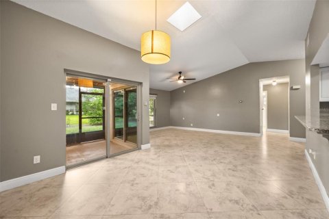 Villa ou maison à vendre à Orlando, Floride: 3 chambres, 131.36 m2 № 2318822 - photo 11