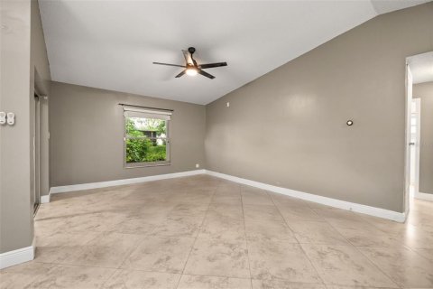 Villa ou maison à vendre à Orlando, Floride: 3 chambres, 131.36 m2 № 2318822 - photo 7