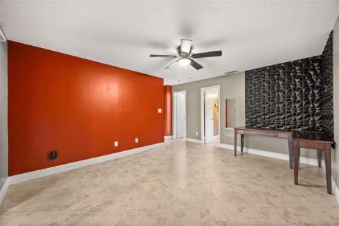 Villa ou maison à vendre à Orlando, Floride: 3 chambres, 131.36 m2 № 2318822 - photo 18
