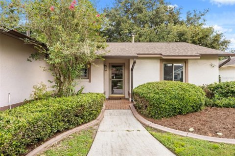 Villa ou maison à vendre à Orlando, Floride: 3 chambres, 131.36 m2 № 2318822 - photo 4