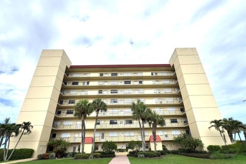 Condo à Jensen Beach, Floride, 2 chambres  № 2260692