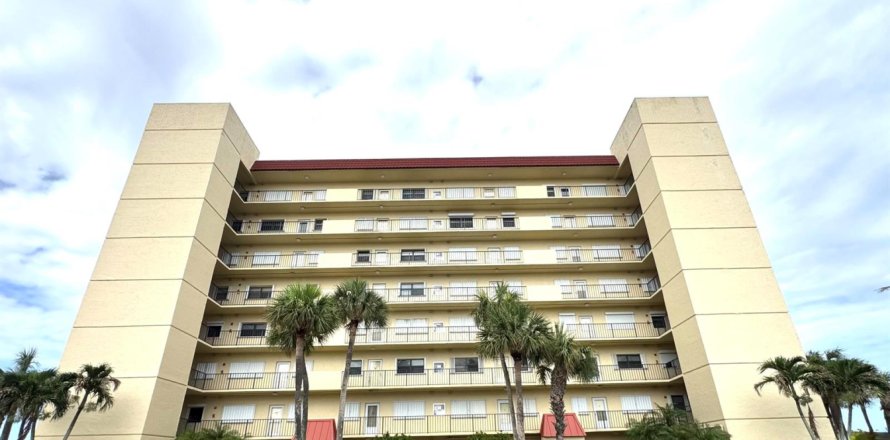 Condo à Jensen Beach, Floride, 2 chambres № 2260692