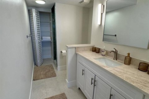 Copropriété à vendre à Jensen Beach, Floride: 2 chambres, 97.83 m2 № 2260692 - photo 30
