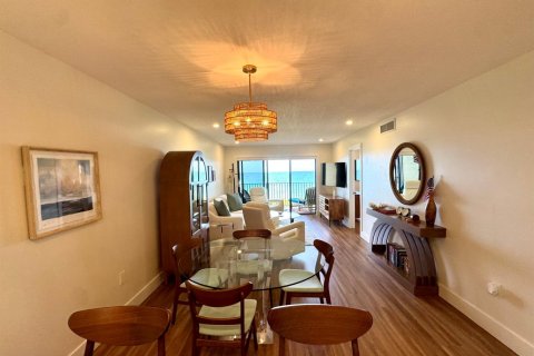 Copropriété à vendre à Jensen Beach, Floride: 2 chambres, 97.83 m2 № 2260692 - photo 14
