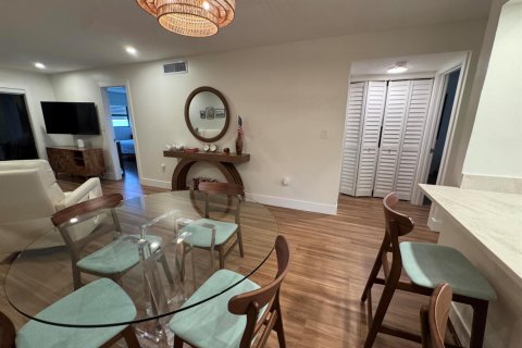 Copropriété à vendre à Jensen Beach, Floride: 2 chambres, 97.83 m2 № 2260692 - photo 11