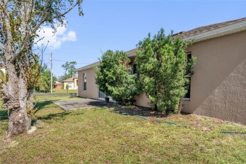 Villa ou maison à vendre à Poinciana, Floride: 3 chambres, 133.31 m2 № 2434873 - photo 24