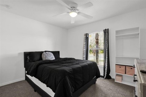 Villa ou maison à vendre à Poinciana, Floride: 3 chambres, 133.31 m2 № 2434873 - photo 15