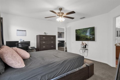 Villa ou maison à vendre à Poinciana, Floride: 3 chambres, 133.31 m2 № 2434873 - photo 11