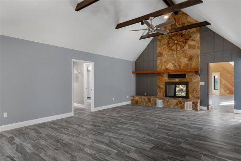 House in Homosassa, Florida 4 bedrooms, 209.87 sq.m. № 2138853 - photo 10